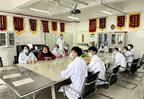 医院绩效管理软着陆的尝试与分析(图1)