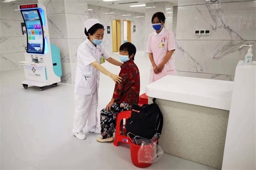 医院提升优质服务的必要性及举措(图3) 医院提升优质服务的必要性及举措(图3)